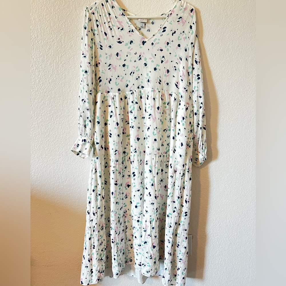 TARGET DRESS - Picture 2 of 2